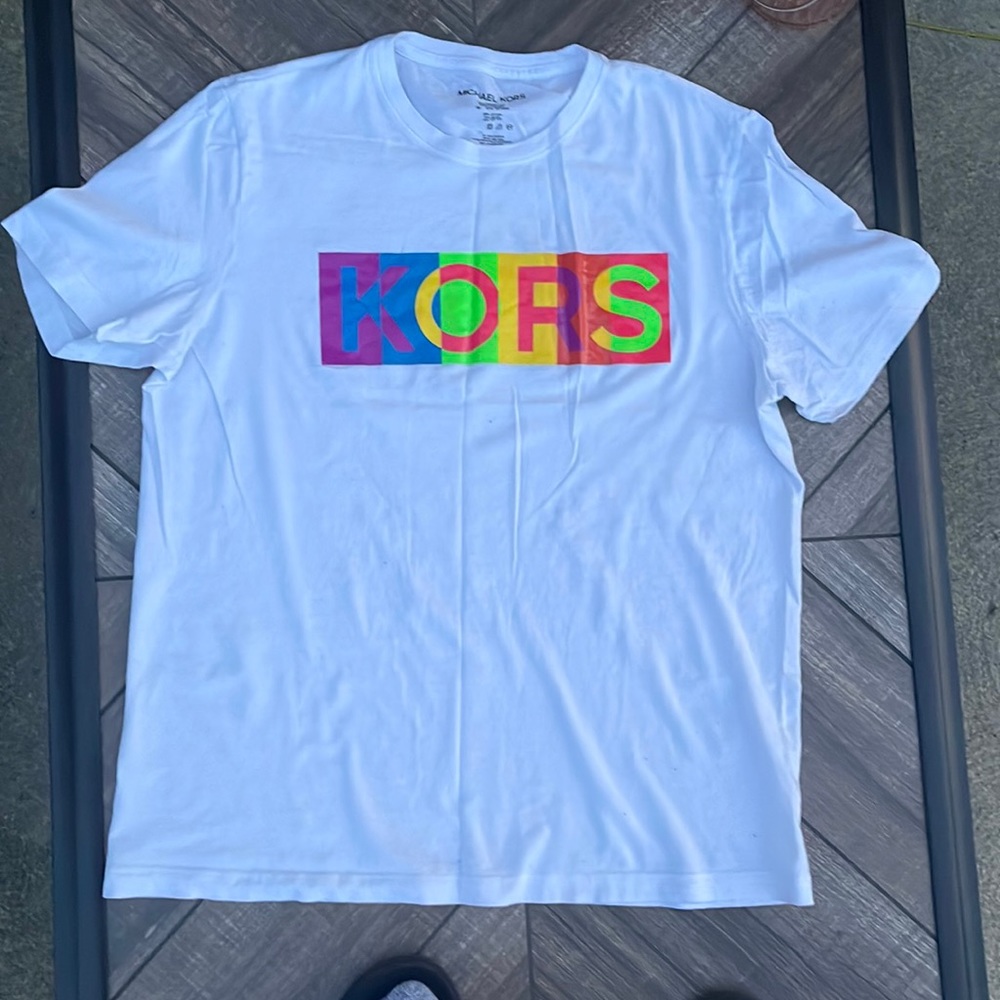 Like new, Colorful Michael Kors T-shirt